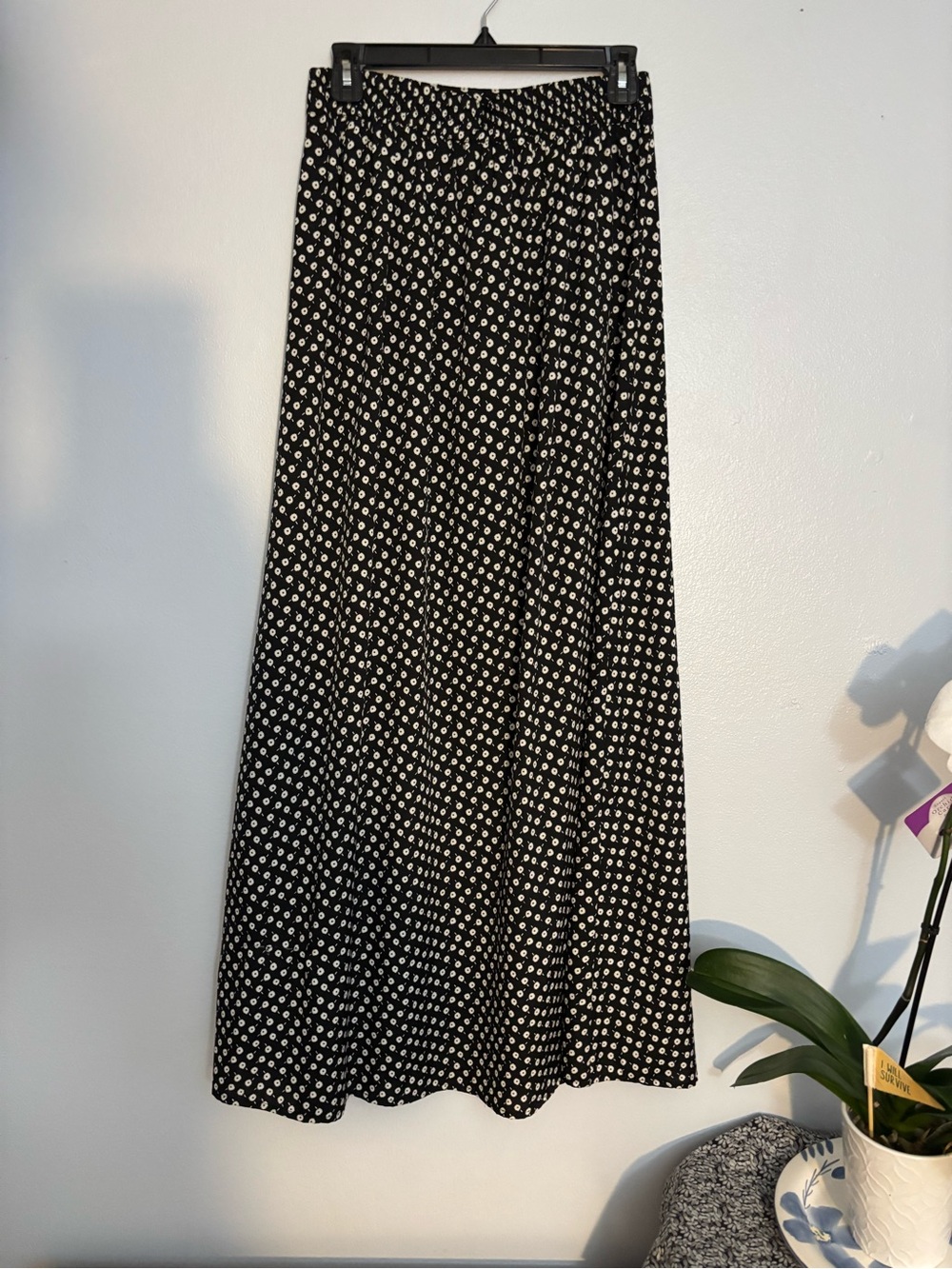 Boohoo Black Maxi Skirt with White Floral Dot Print